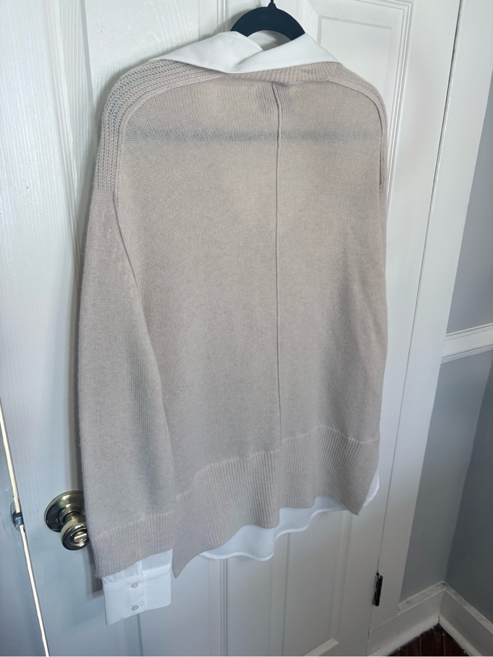 Brochu Walker The Looker Layered V-Neck Sweater Almond White Size M - Picture 10 of 12